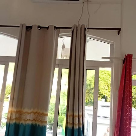 Cheerful 1 Bed Vacation Home With Tours & Facilities La Gaulette Exterior photo
